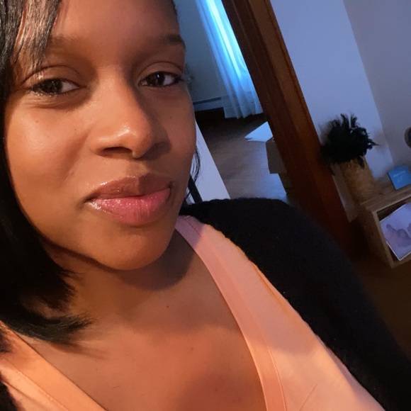 Meet The Posh Ambassador - Picture 4 of 12